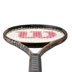Wilson Blade 98 18X20 V8 Turnierschläger 15 Wilson Blade 98 18X20 V8 Turnierschläger -Bestes Tennis Geschäft 03693000 10