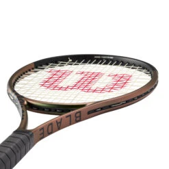Wilson Blade 98 16X19 V8 Turnierschläger 12 Wilson Blade 98 16X19 V8 Turnierschläger -Bestes Tennis Geschäft 03694000 11